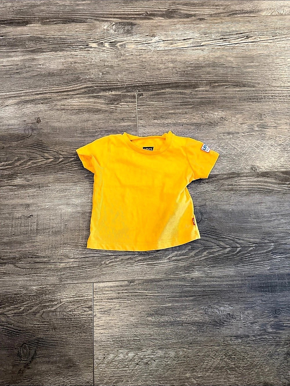 Levi's Baby Orange Tee Size 6M Like New